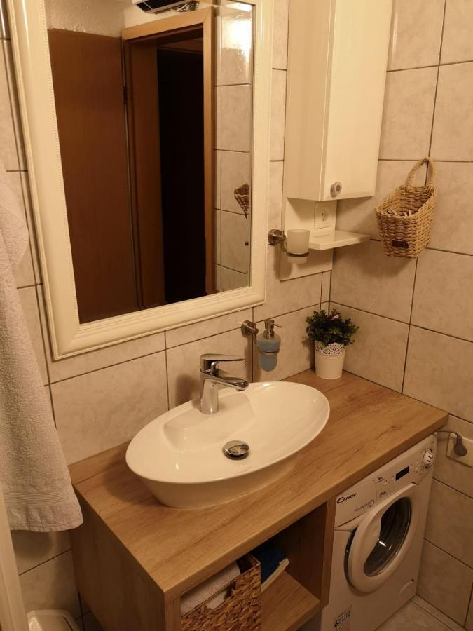 Baska Voda - Apartmani Vesna Eksteriør bilde