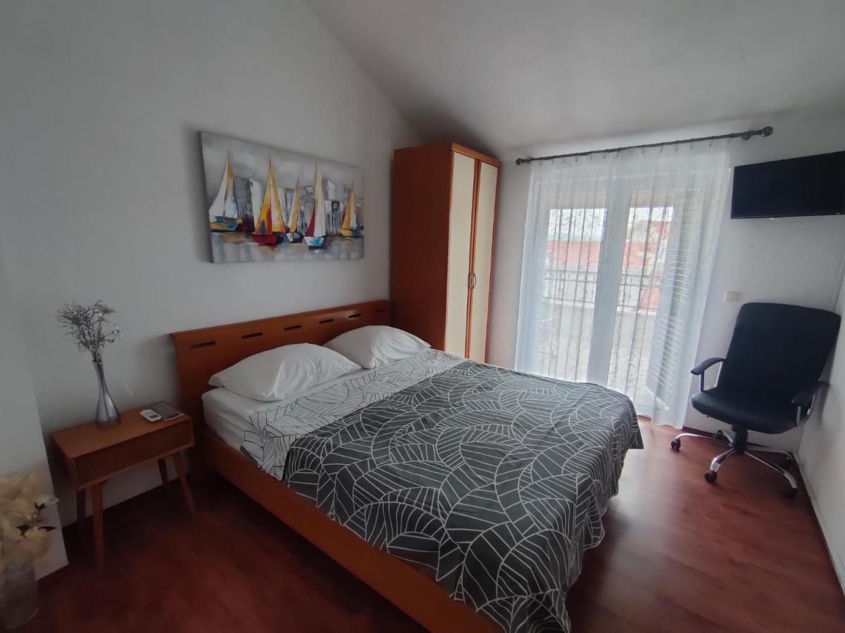 Baska Voda - Apartmani Vesna Rom bilde