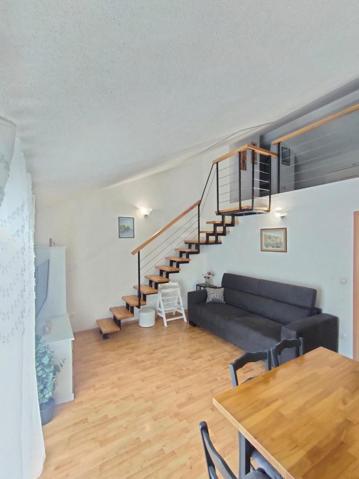 Baska Voda - Apartmani Vesna Rom bilde
